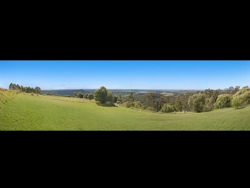 225 Old Razorback Road, Razorback NSW 2571