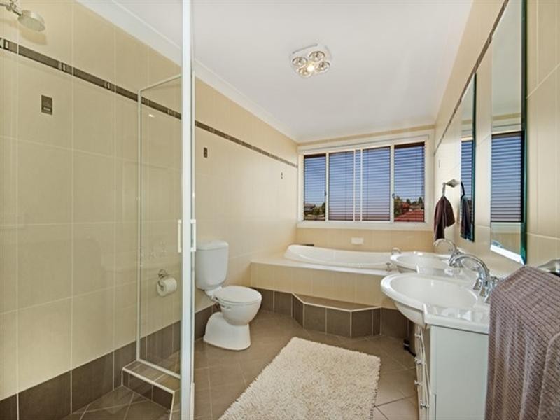 304 Mount Annan Drive, Mount Annan NSW 2567