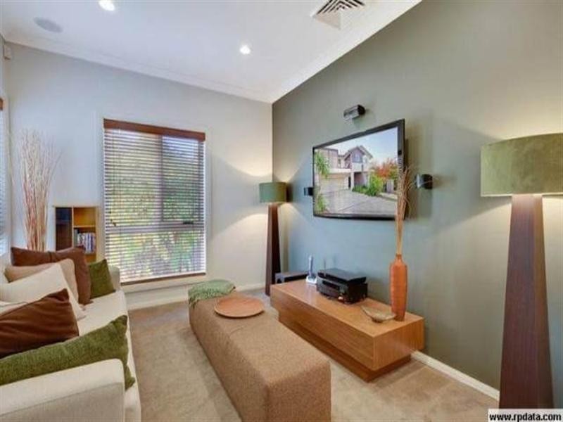 6 Callaway Avenue, Campbelltown NSW 2560