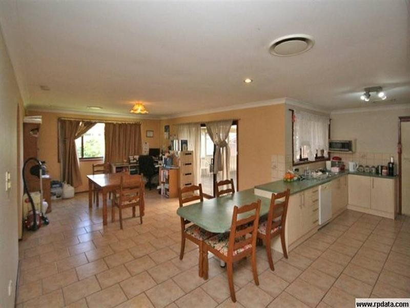 52 Clerkenwell Place, Ambarvale NSW 2560