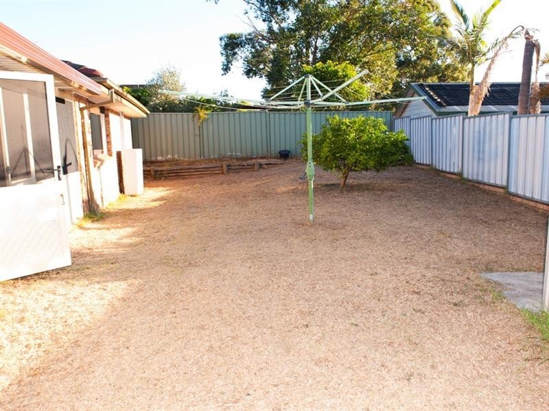 52 Clerkenwell Street, Ambarvale NSW 2560