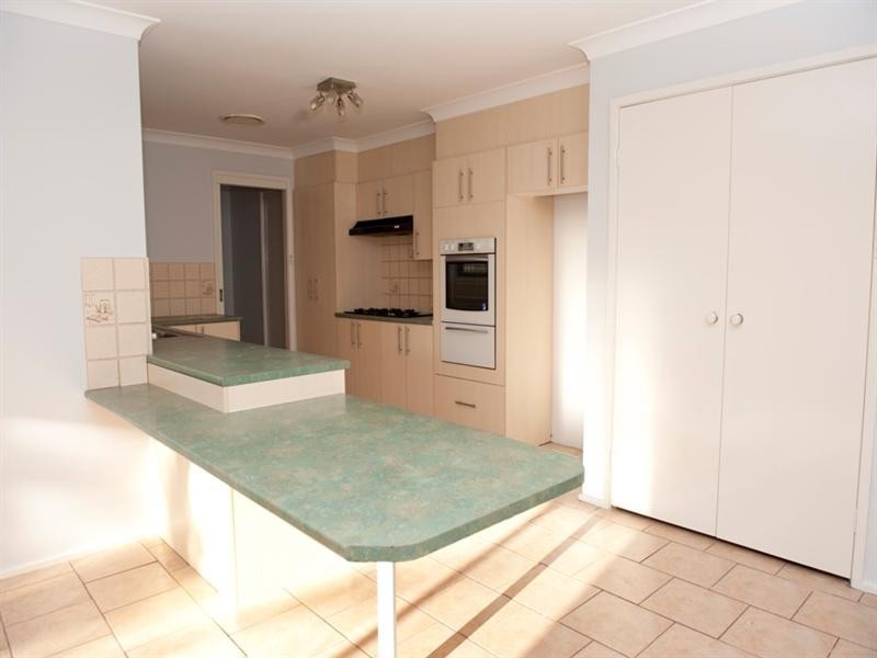 52 Clerkenwell Street, Ambarvale NSW 2560