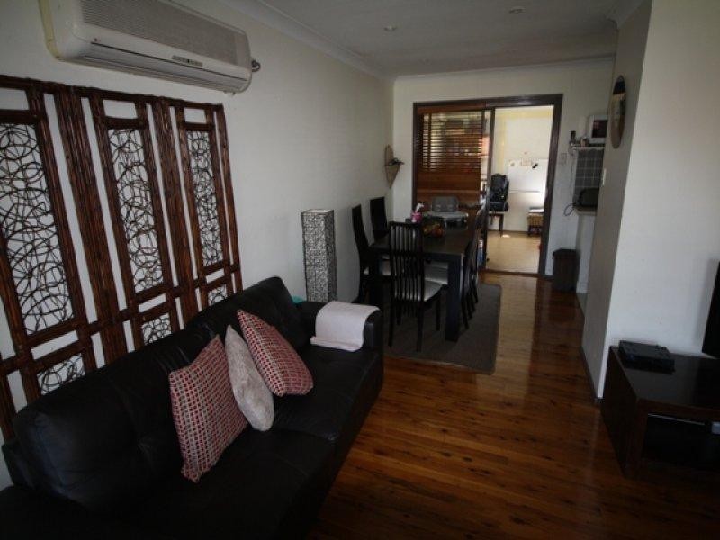 31 Fuchsia Crescent, Macquarie Fields NSW 2564