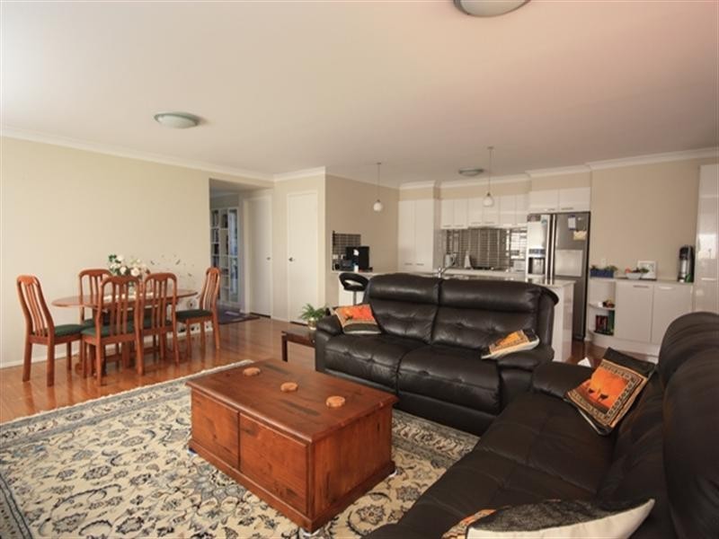 12 Maran Street, Spring Farm NSW 2570