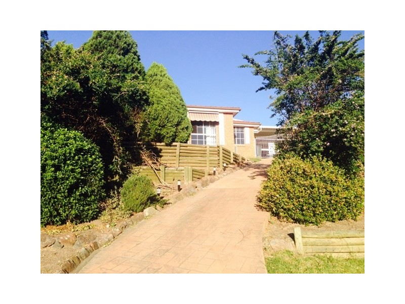 13 Merryweather Place, Minto NSW 2566