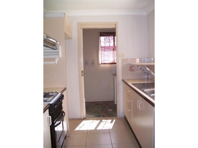 31 Hydrangea Place, Macquarie Fields NSW 2564