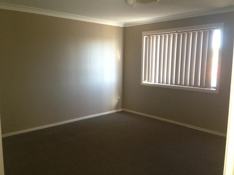 13 Gould Street, West Hoxton NSW 2171