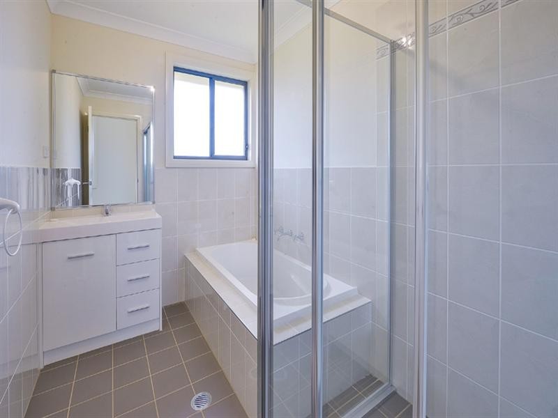 13 St Simon Close, Blair Athol NSW 2560