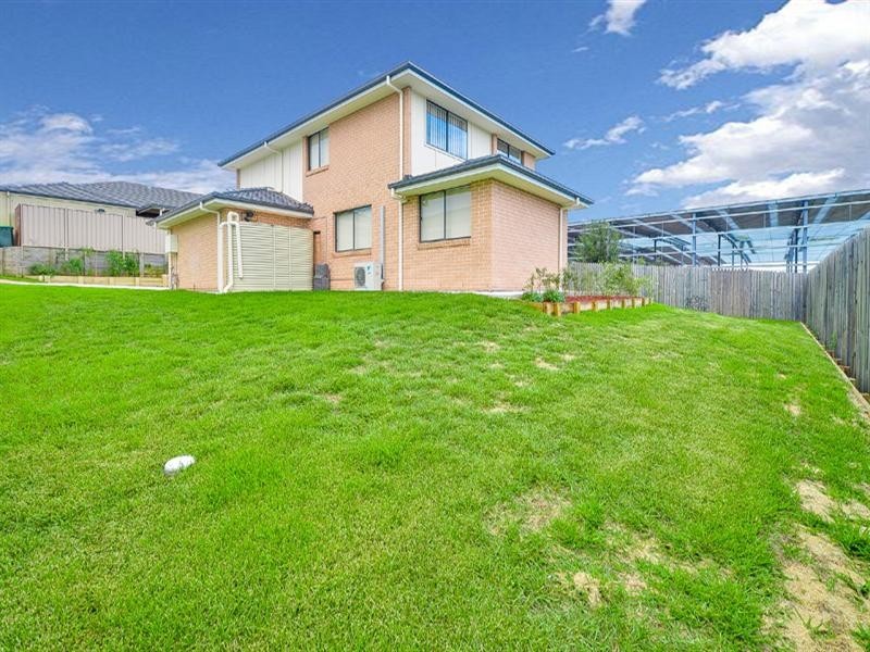 13 St Simon Close, Blair Athol NSW 2560