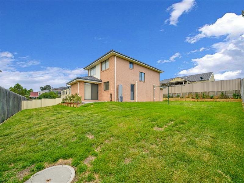 13 St Simon Close, Blair Athol NSW 2560