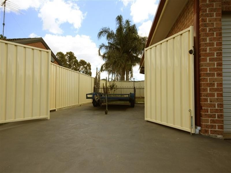 St Helens Park NSW 2560