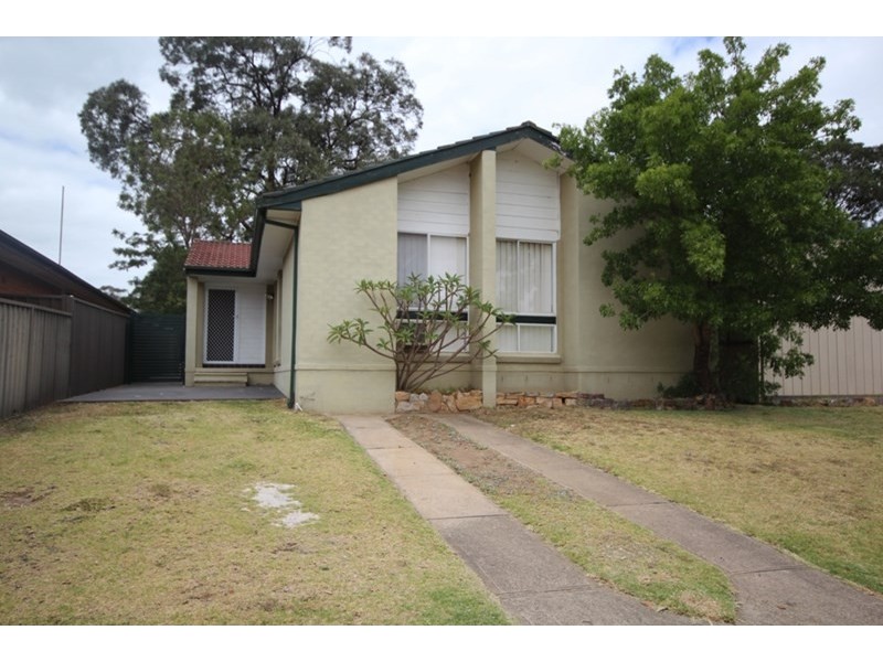 47 Clifford Crescent, Ingleburn NSW 2565