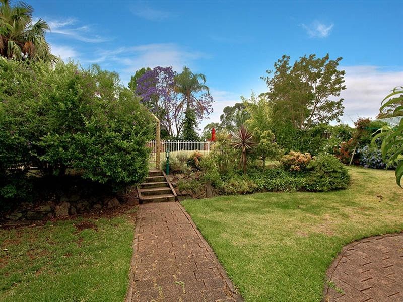 24 Barratt Avenue, Camden South NSW 2570