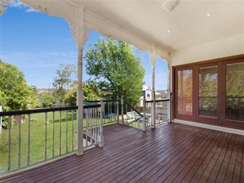 865 Montpellier Drive, The Oaks NSW 2570