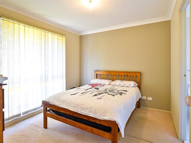 26 Baynton Place, St Helens Park NSW 2560