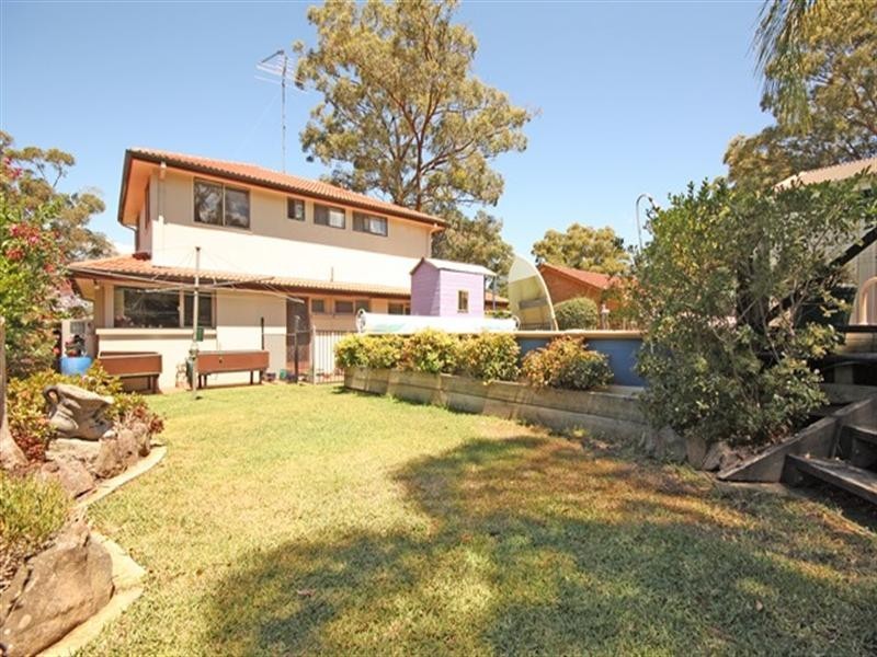 Bradbury NSW 2560