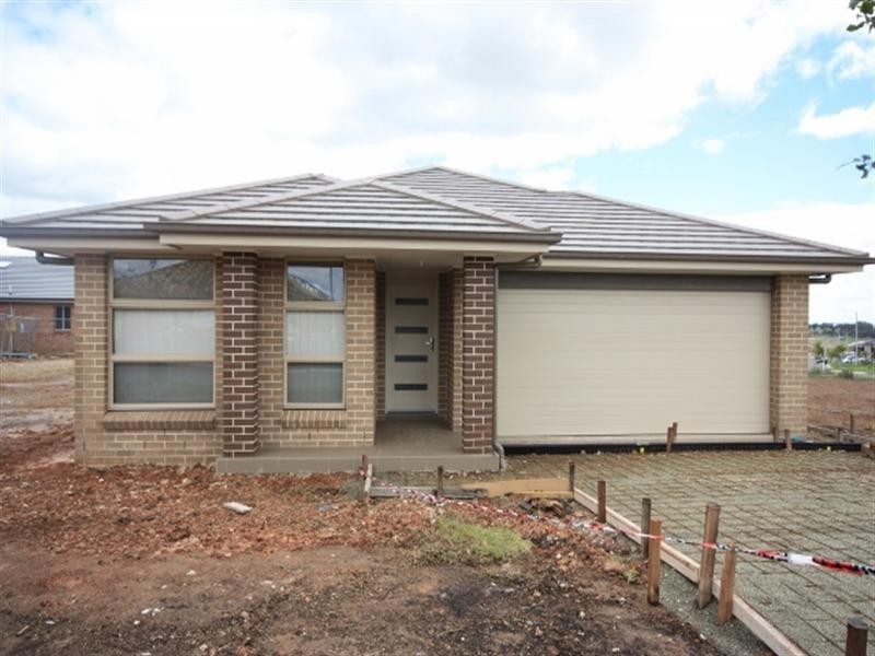 Lot 5206 Bartlett Street, Oran Park NSW 2570