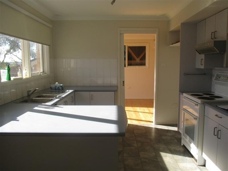 84 Longhurst Road, Minto NSW 2566