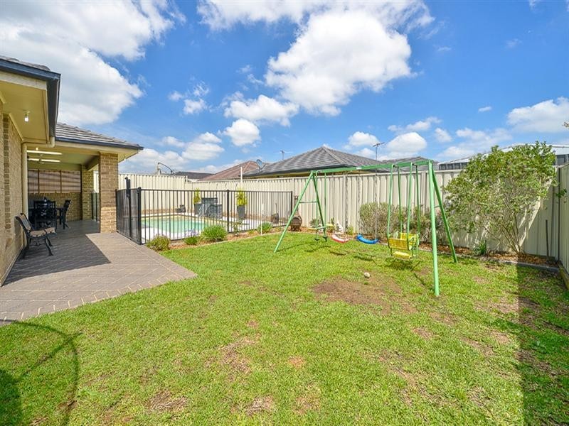 17 Alchornea Circuit, Mount Annan NSW 2567