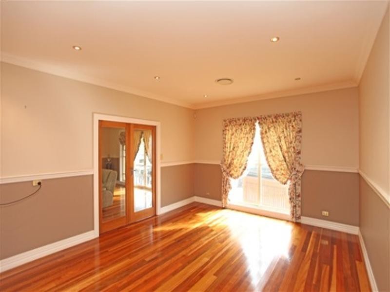 8 The Lanes, Kirkham NSW 2570