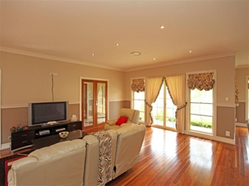 8 The Lanes, Kirkham NSW 2570