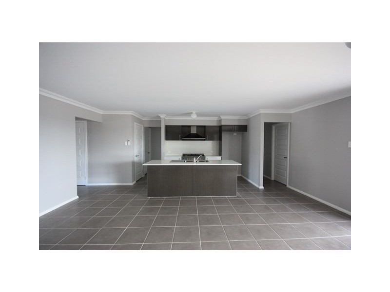 7 Denton Street, Spring Farm NSW 2570