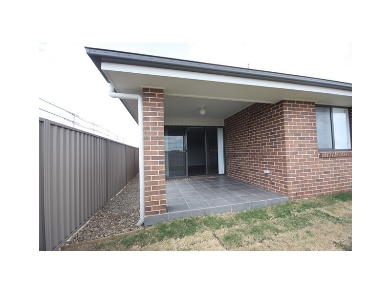 7 Denton Street, Spring Farm NSW 2570