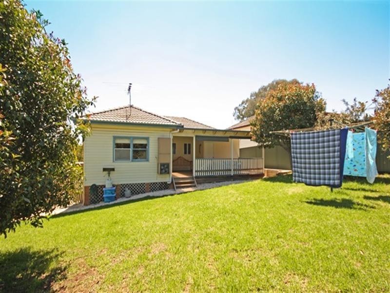 7 Bundarra Road, Campbelltown NSW 2560