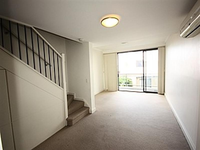 14F/541 Pembroke Road, Leumeah NSW 2560