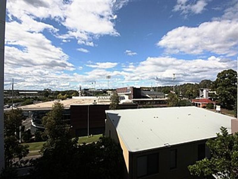 14F/541 Pembroke Road, Leumeah NSW 2560