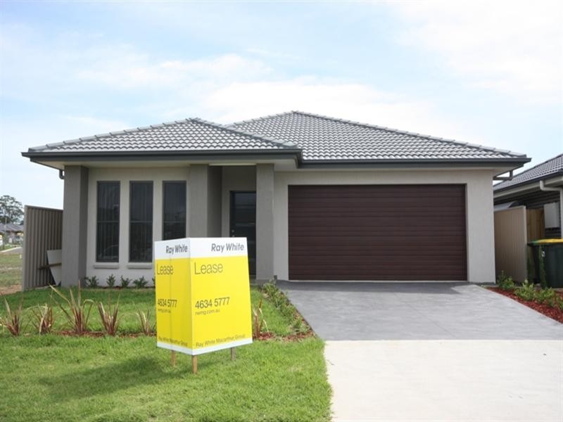 16 Denton Street, Spring Farm NSW 2570