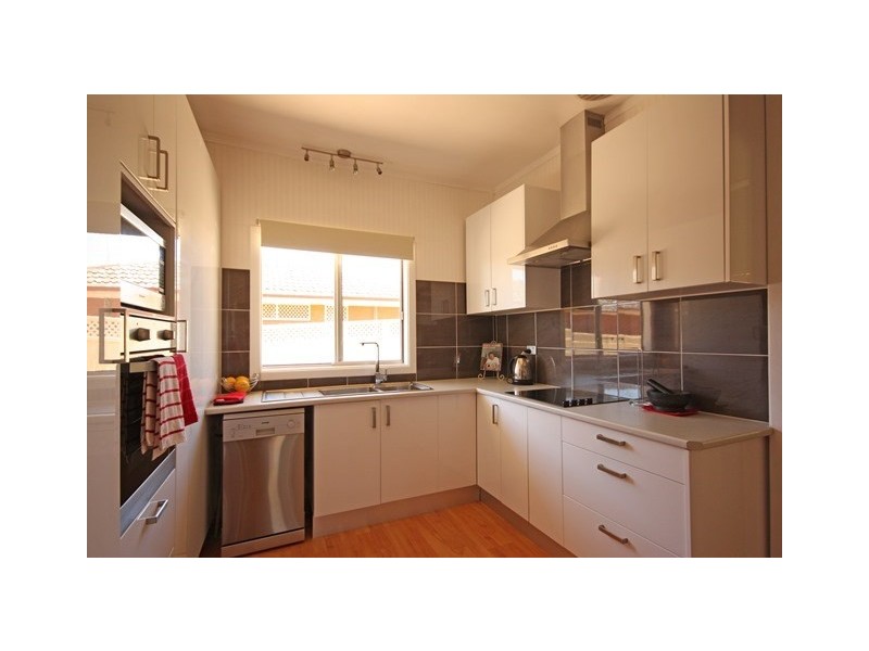 16 Paterson Street, Campbelltown NSW 2560