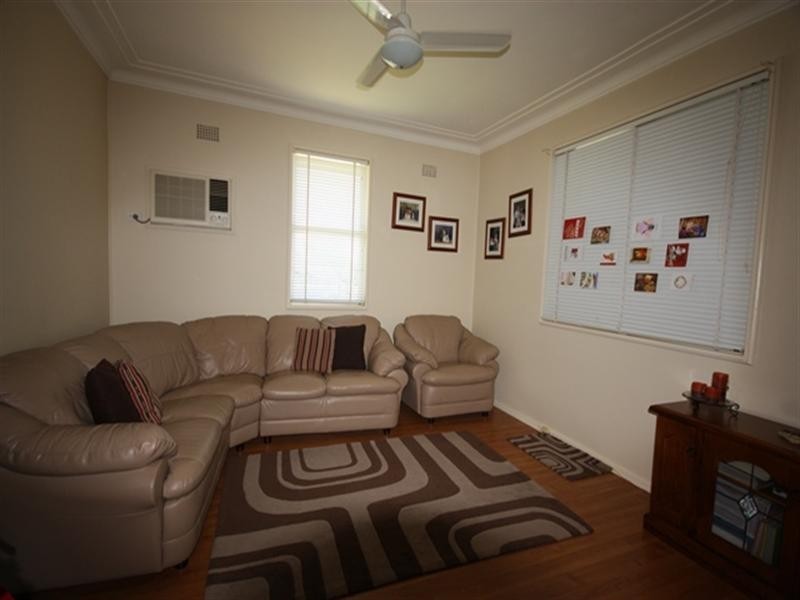 Spring Farm NSW 2570