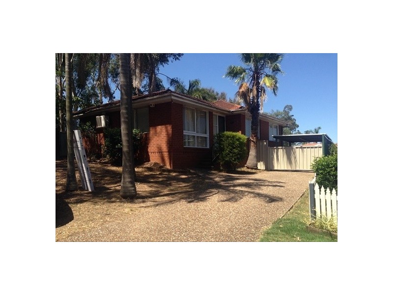 17 Zeolite Place, Eagle Vale NSW 2558