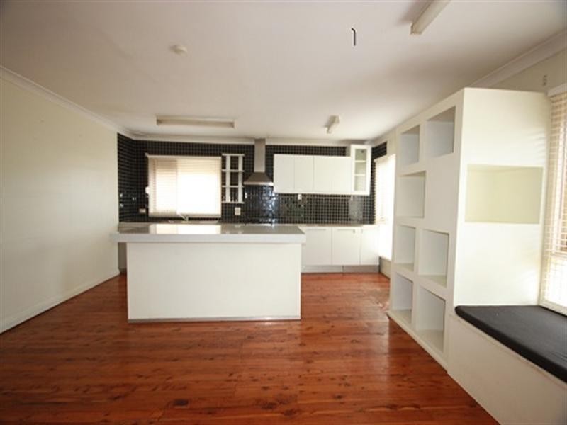 22 Longhurst Drive, Minto NSW 2566