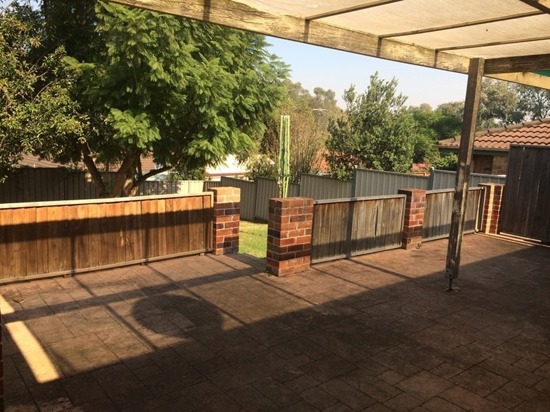 19 Todd Place, Mount Annan NSW 2567