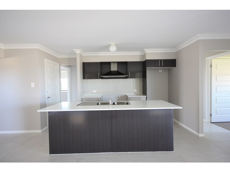 15 Denton Street, Spring Farm NSW 2570