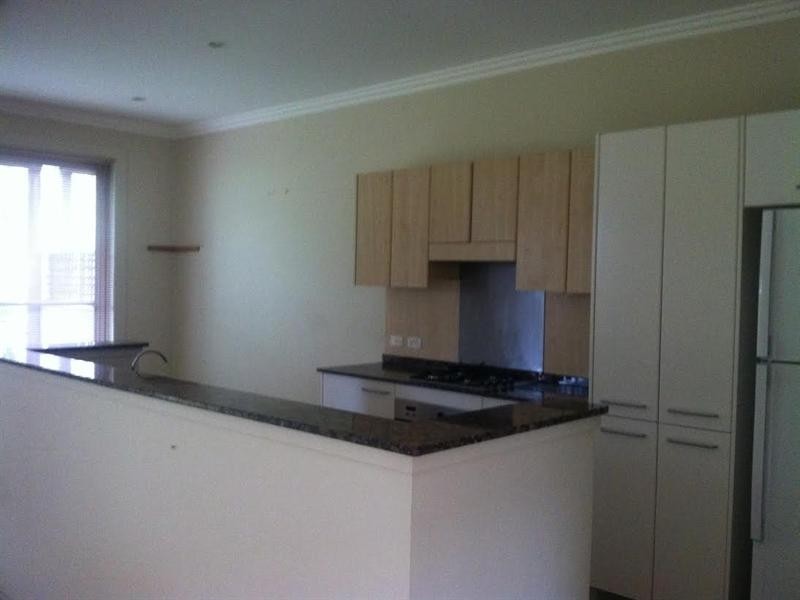 3 Scaranish Way, Macquarie Links NSW 2565