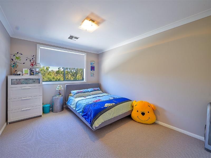 16 St Stephen Road, Blair Athol NSW 2560