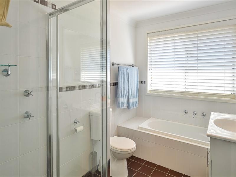 33 Wilson Crescent, Narellan NSW 2567