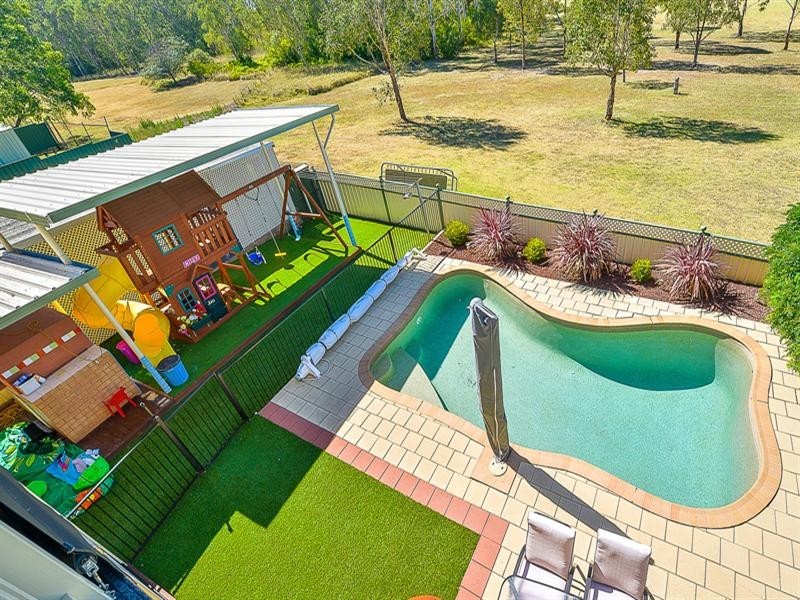 33 Wilson Crescent, Narellan NSW 2567