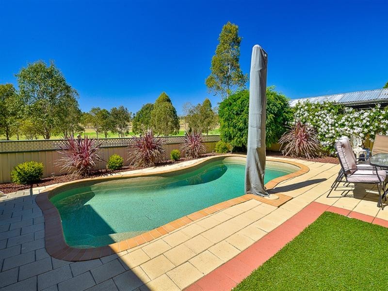 33 Wilson Crescent, Narellan NSW 2567