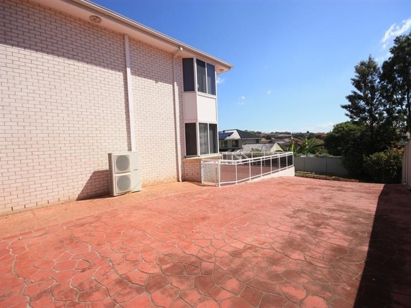 80 Englorie Park Drive, Glen Alpine NSW 2560