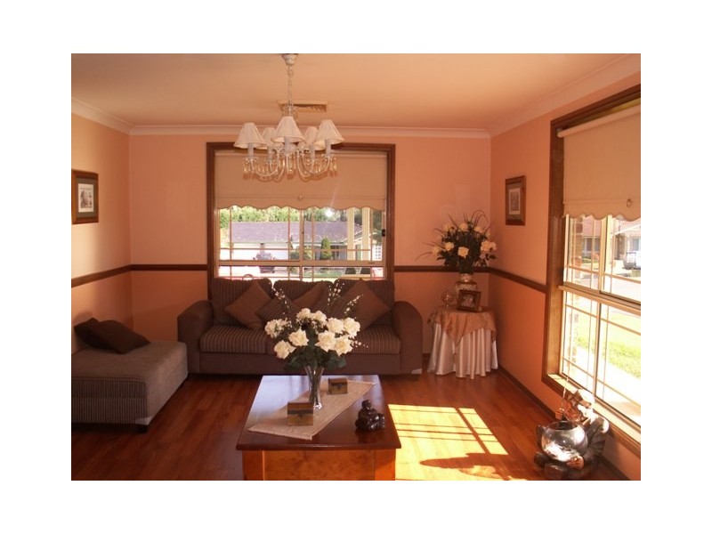 Glen Alpine NSW 2560