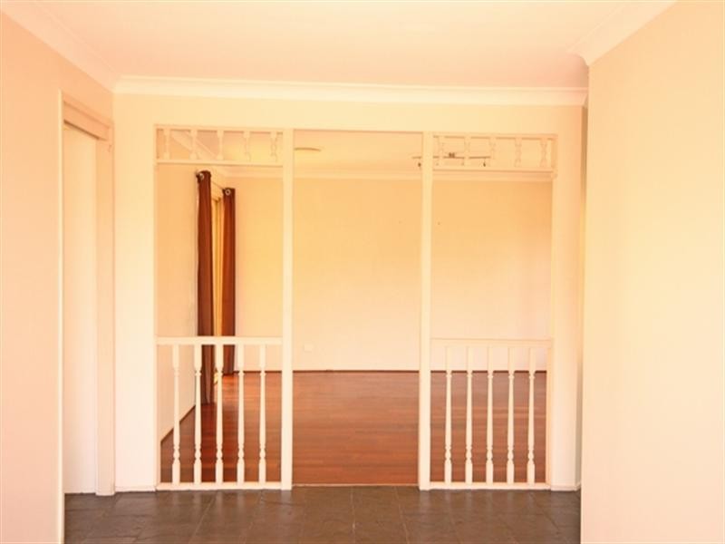 21 Alligator Place, Kearns NSW 2558