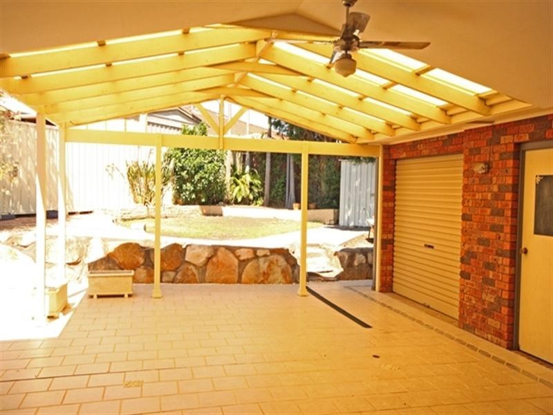 21 Alligator Place, Kearns NSW 2558