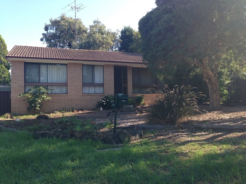 37 Naylor Place, Ingleburn NSW 2565