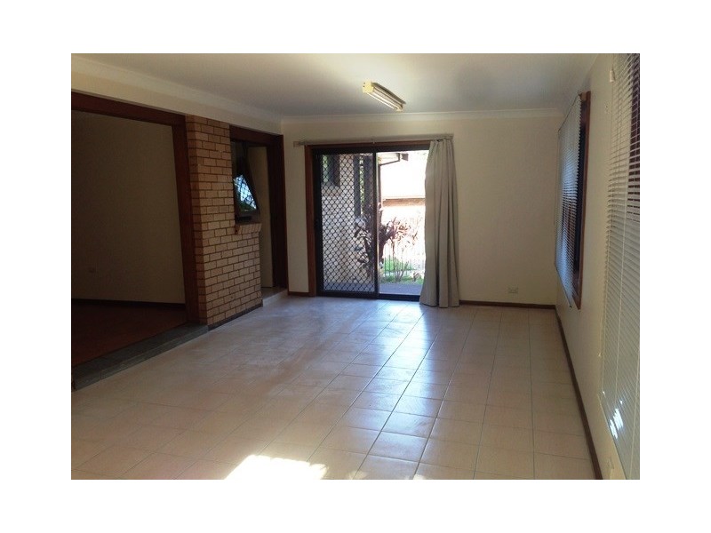 37 Naylor Place, Ingleburn NSW 2565