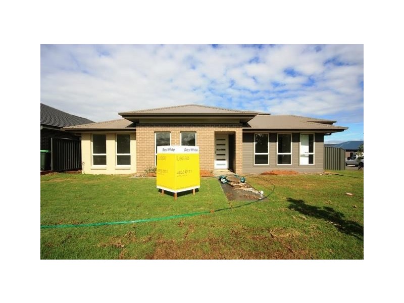 62 Discovery Circuit, Gregory Hills NSW 2557