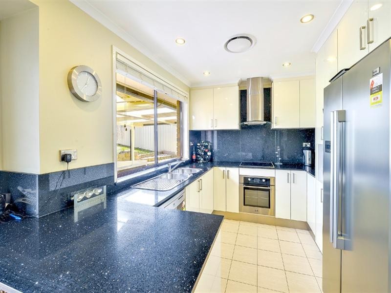 8 Corsair Street, Raby NSW 2566